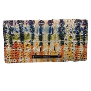 BRAHMIN Women’s CELEBRATE MELBOURNE SKYLER WALLET AND CHECKBOOK HOLDER